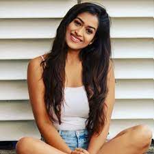 Manisha Saxena Indian model and actress Wiki ,Bio, Profile, Unknown Facts and Family Details revealed