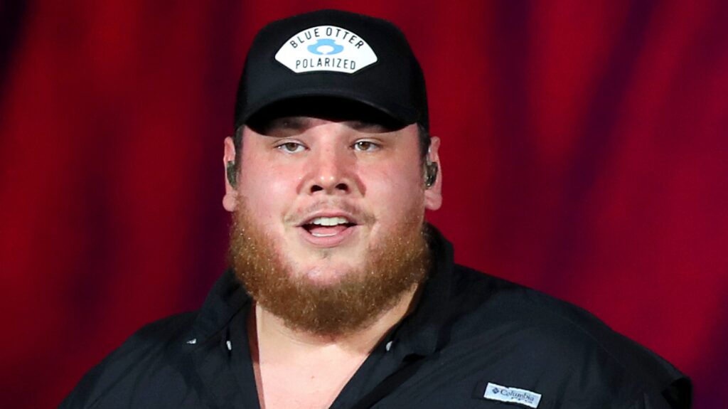 Luke Combs Net Worth 2022